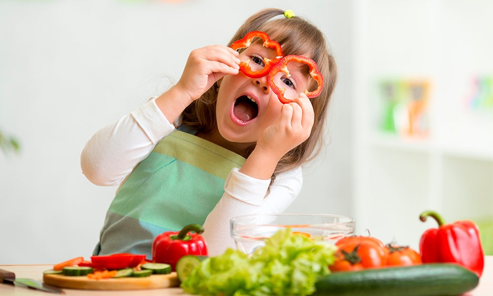 Mini-yo: la nutrición infantil adopta los temas de moda para adultos, desde la base vegetal hasta la inmunidad